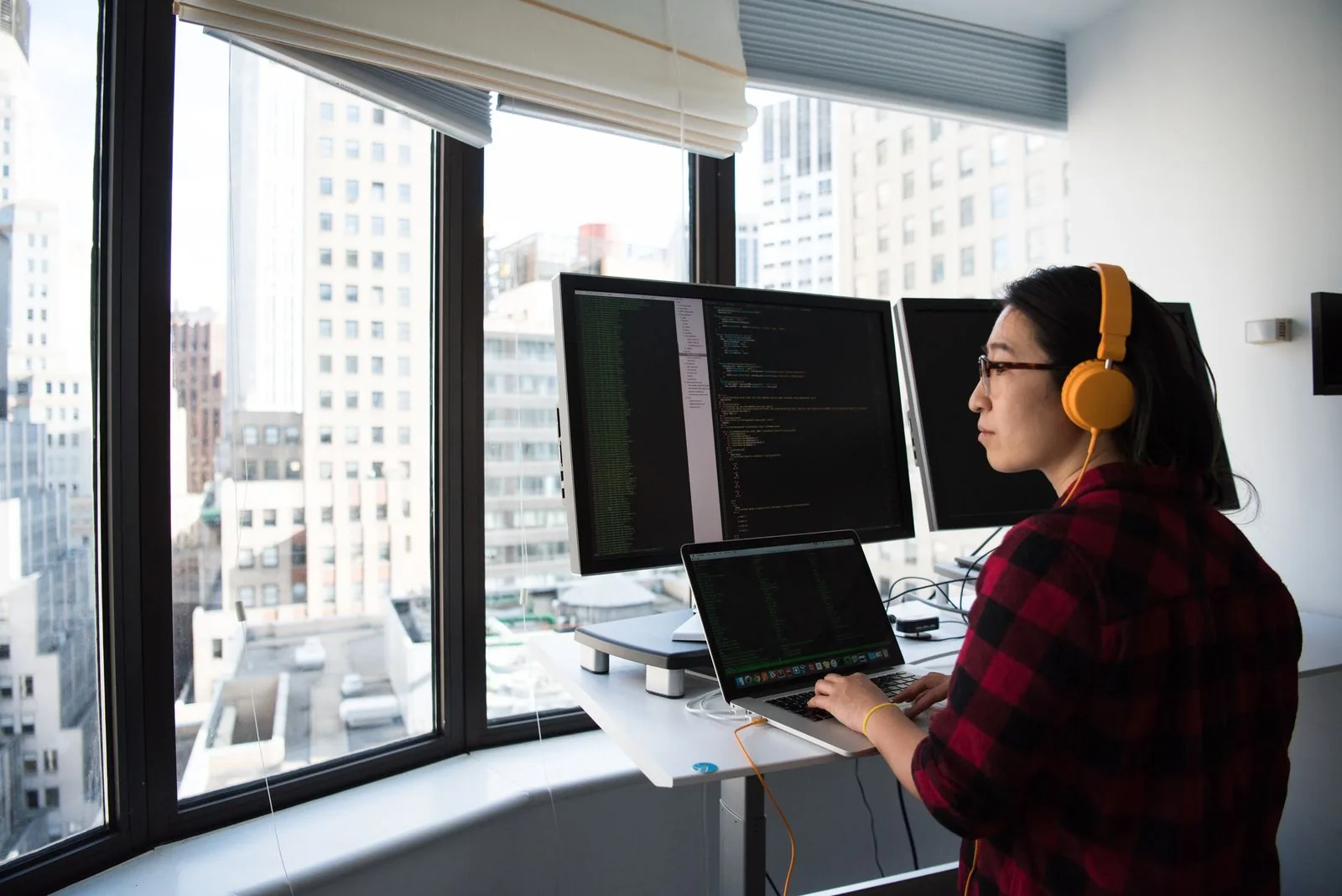 Reviewing heading structure and internal linking on a site
